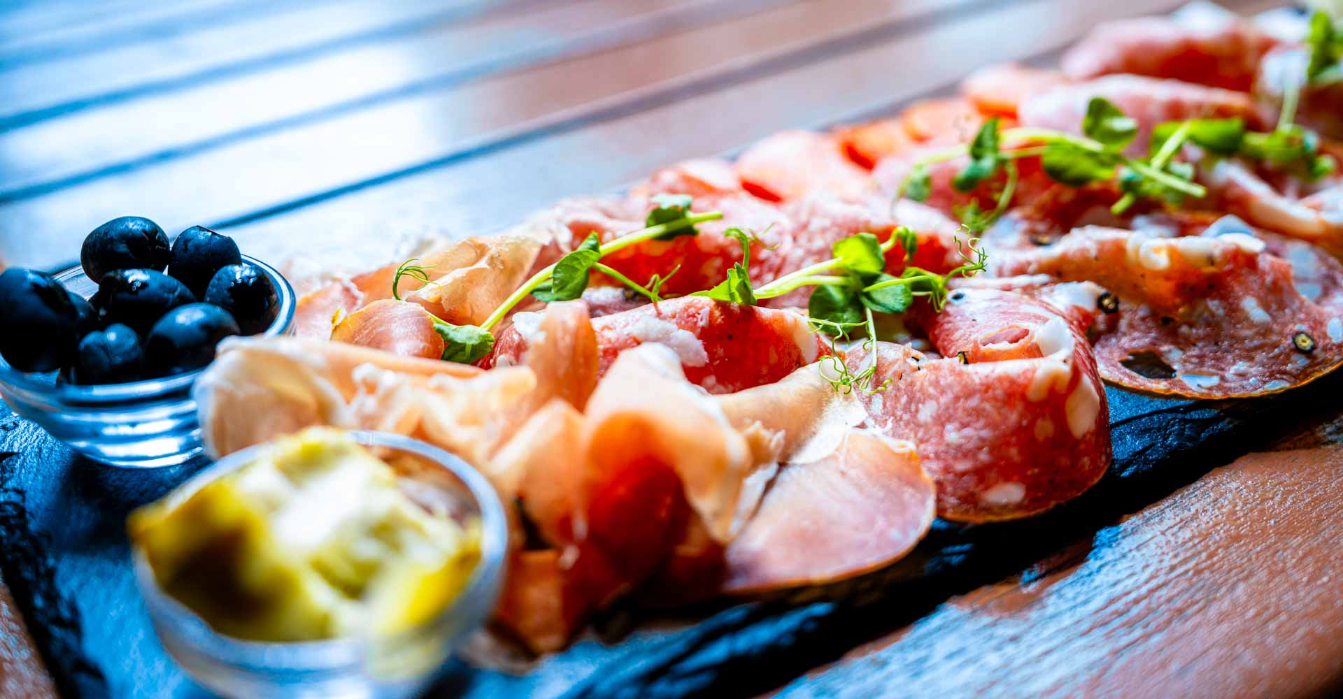 Růžové víno k jídlu